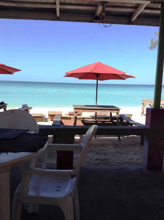 Roots Bamboo Beach Resort Negril Exteriér fotografie